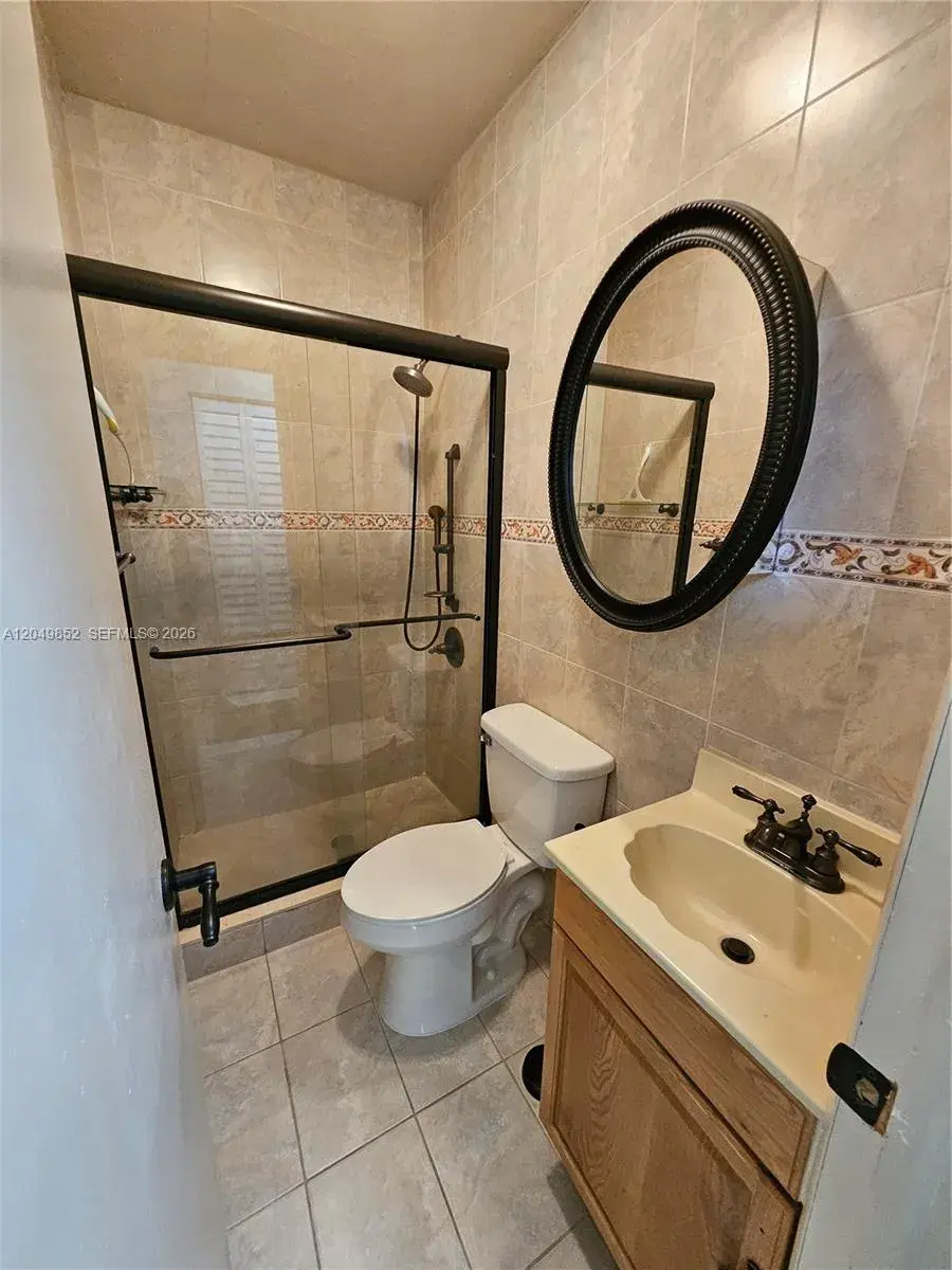 12340 SW 41st St # 1, Miami FL 33175