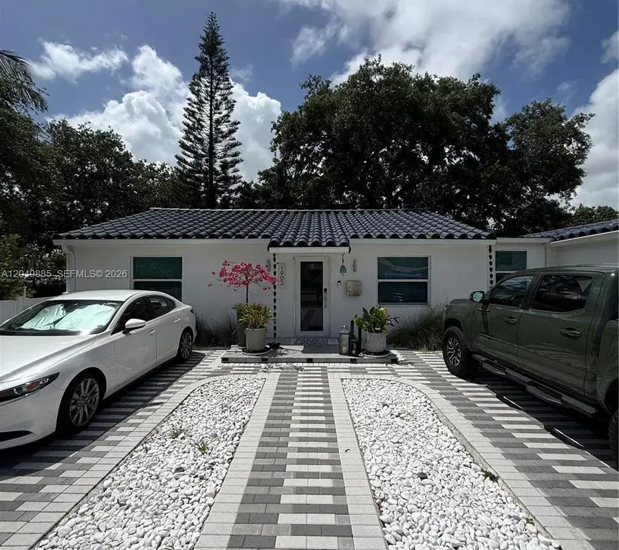 1902 N 24th Ave, Hollywood FL 33020