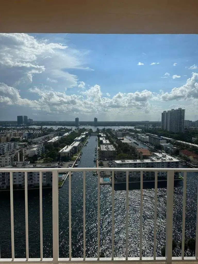 290 174th St # 2207, Sunny Isles Beach FL 33160