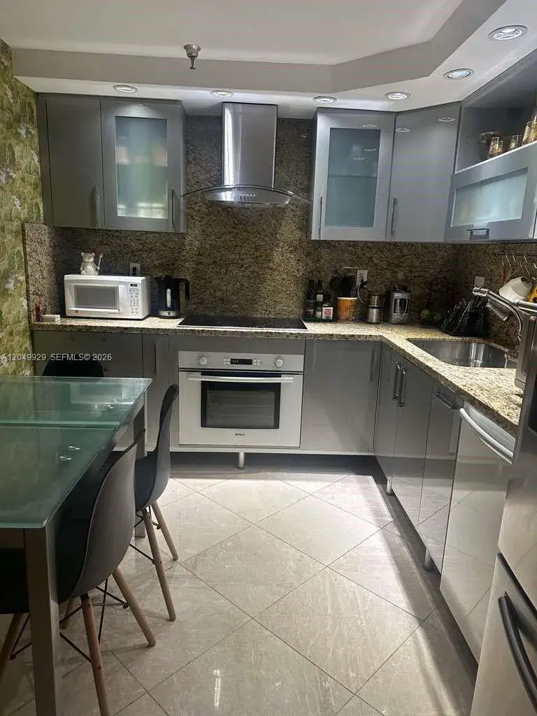 290 174th St # 2207, Sunny Isles Beach FL 33160