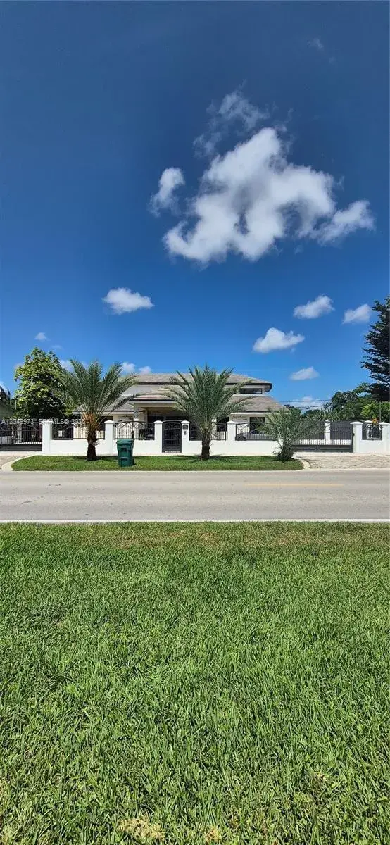 5 bedroom 2 bath Residential for sale at 3711 SW 122nd Ave, Miami FL 33175