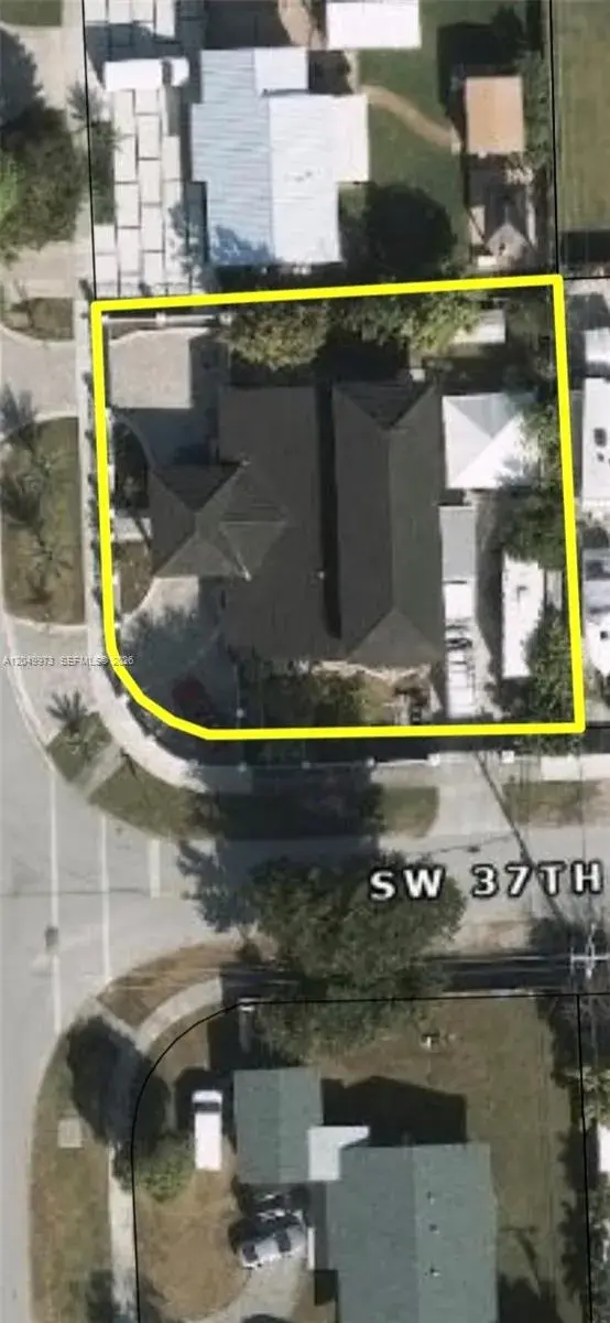 3711 SW 122nd Ave, Miami FL 33175
