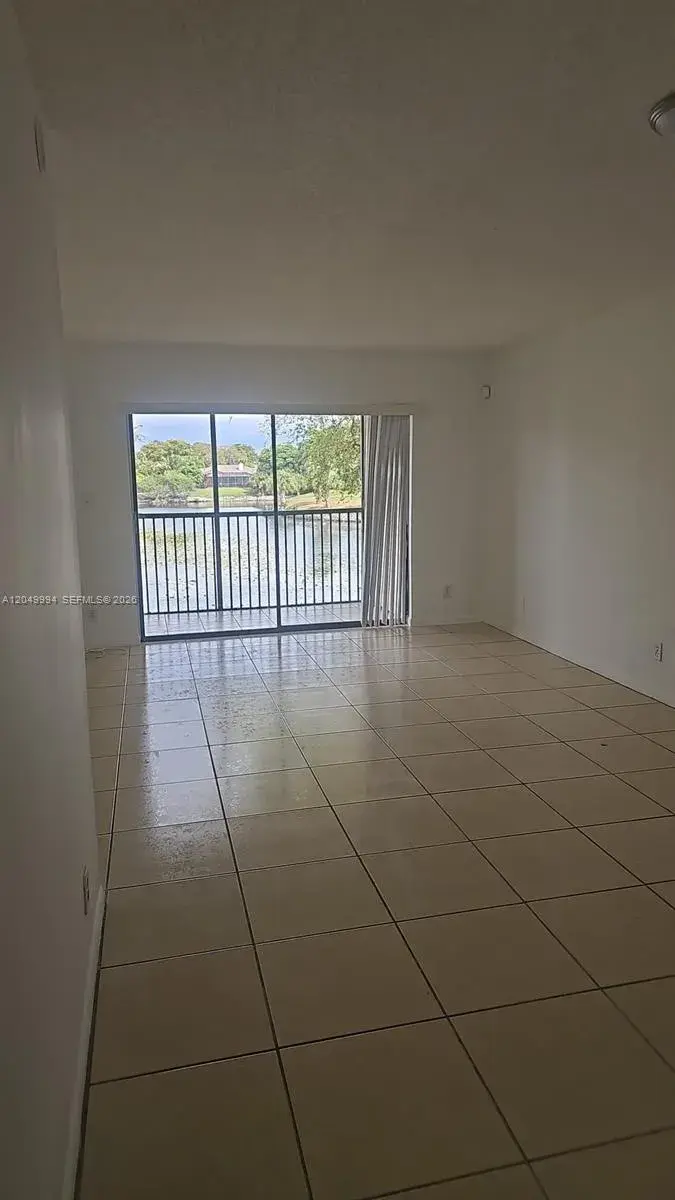 9022 NW 28th Dr # 202, Coral Springs FL 33065