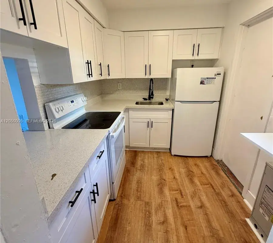 20200 NE 27th Ct # 6, Aventura FL 33180