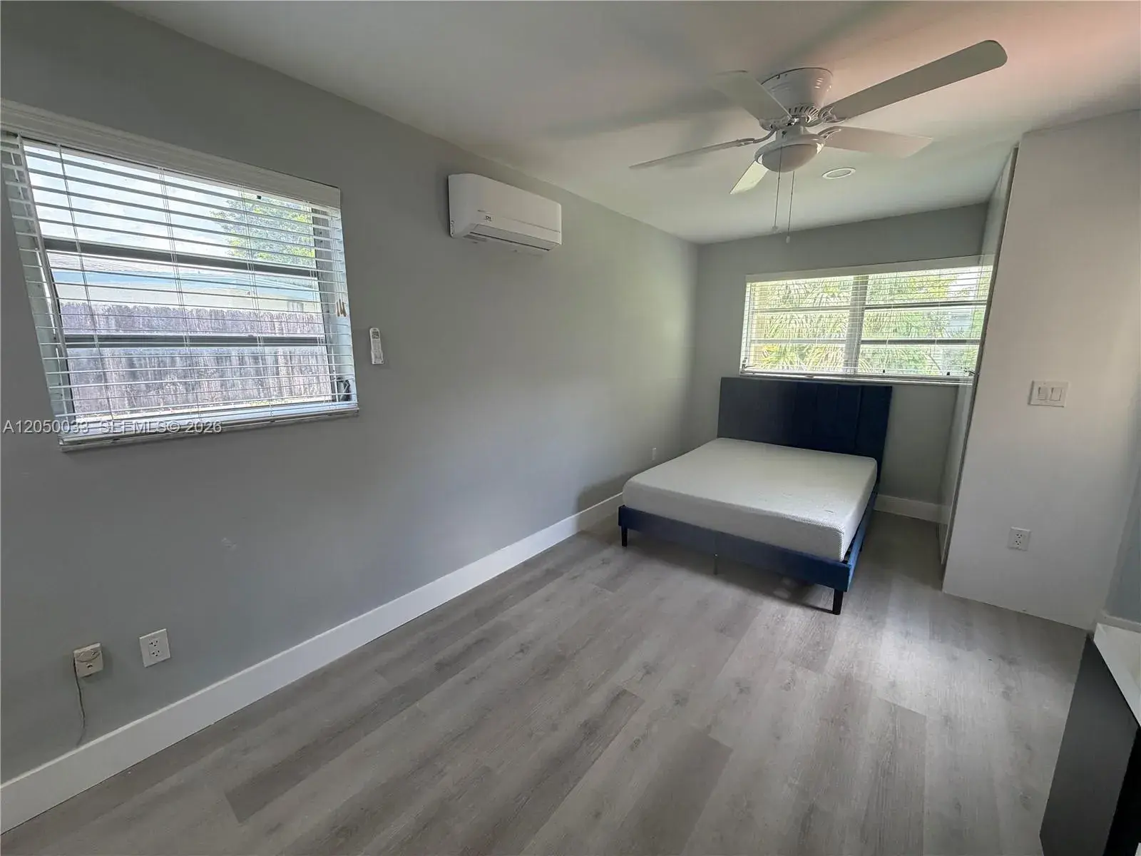 7889 NW 174th St, Hialeah FL 33015
