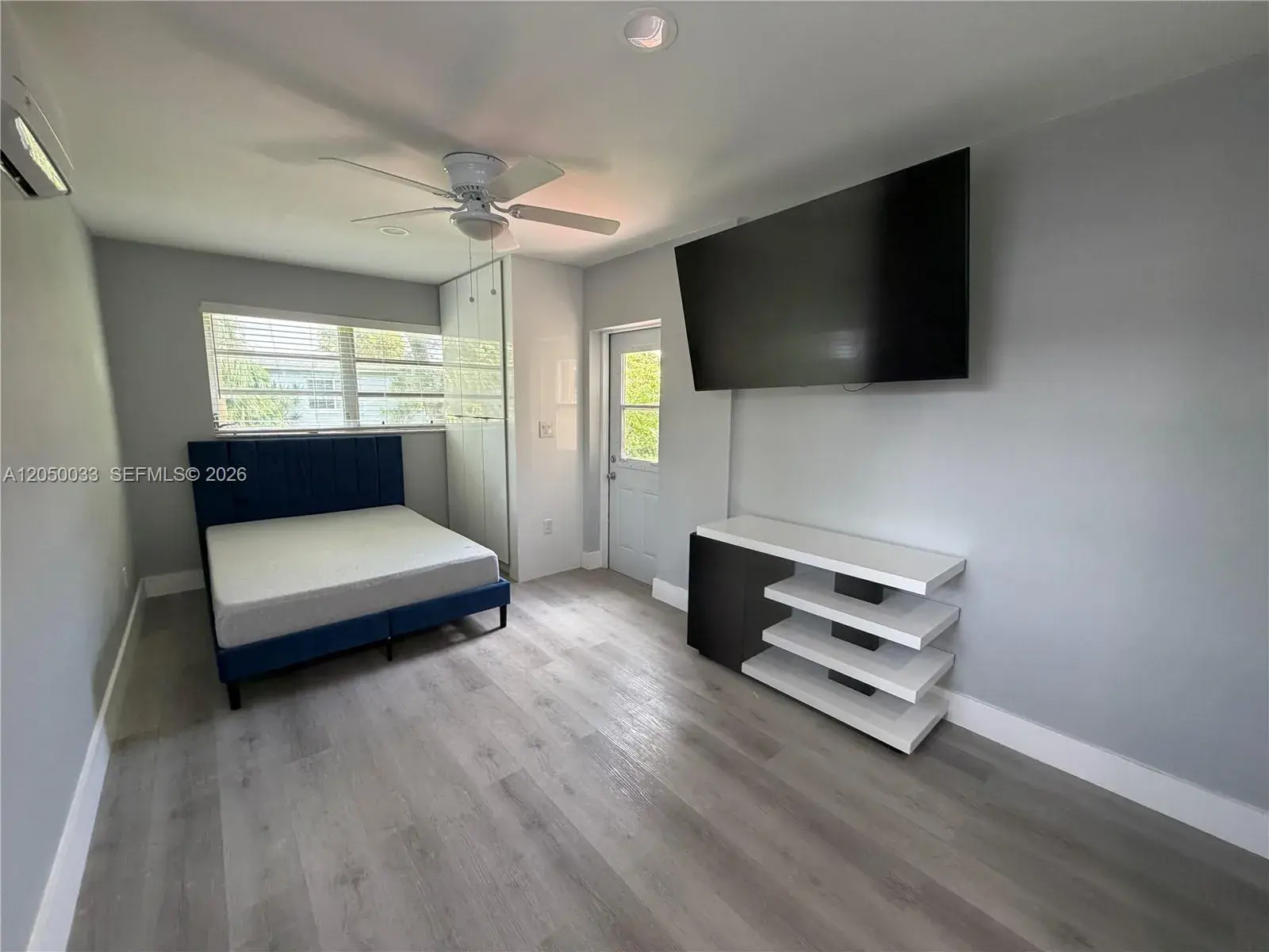7889 NW 174th St, Hialeah FL 33015