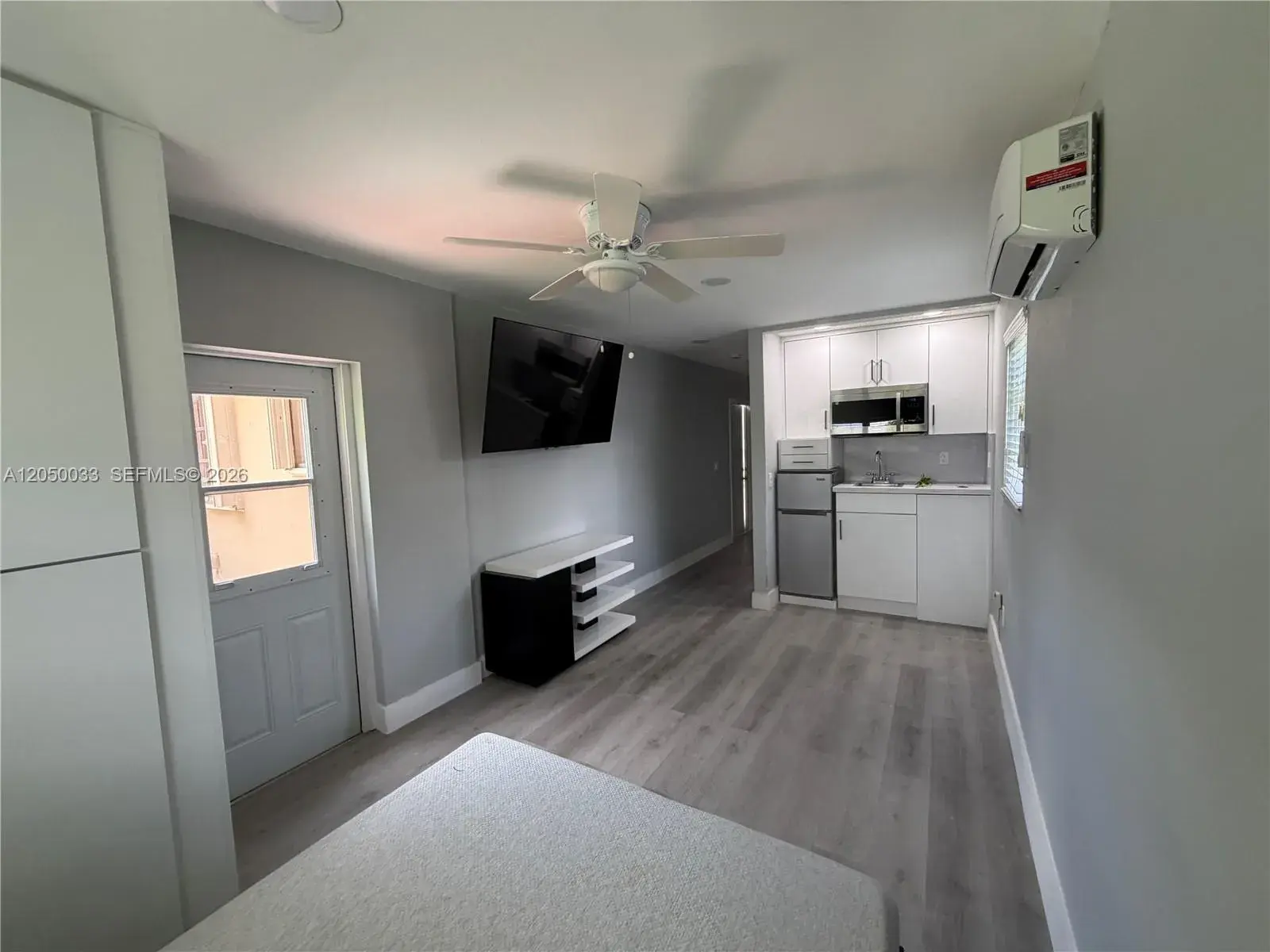 7889 NW 174th St, Hialeah FL 33015