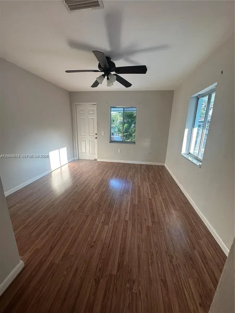 5743 Lincoln St # 1, Hollywood FL 33021