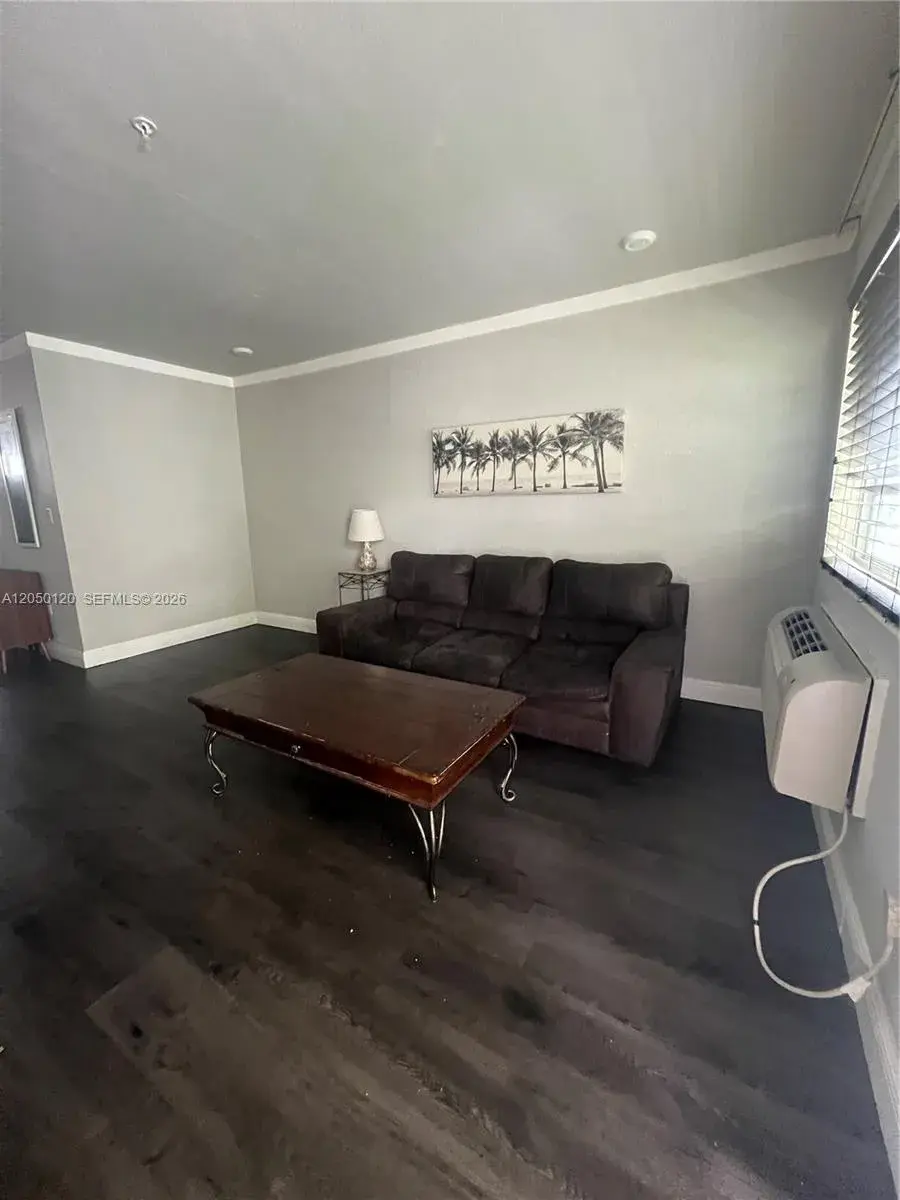 1524 Lenox Ave # 11, Miami Beach FL 33139
