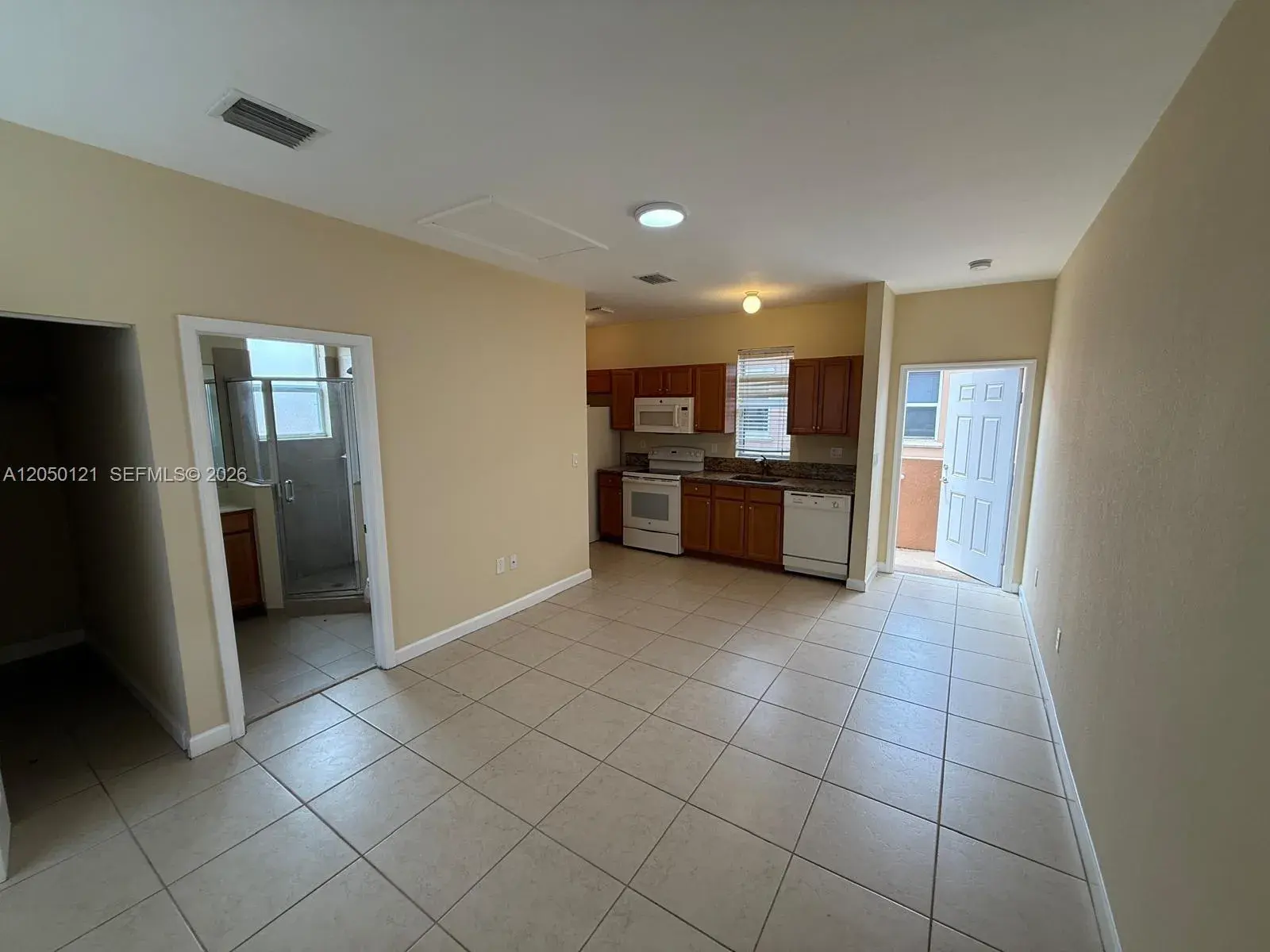 17021 SW 96th St, Miami FL 33196