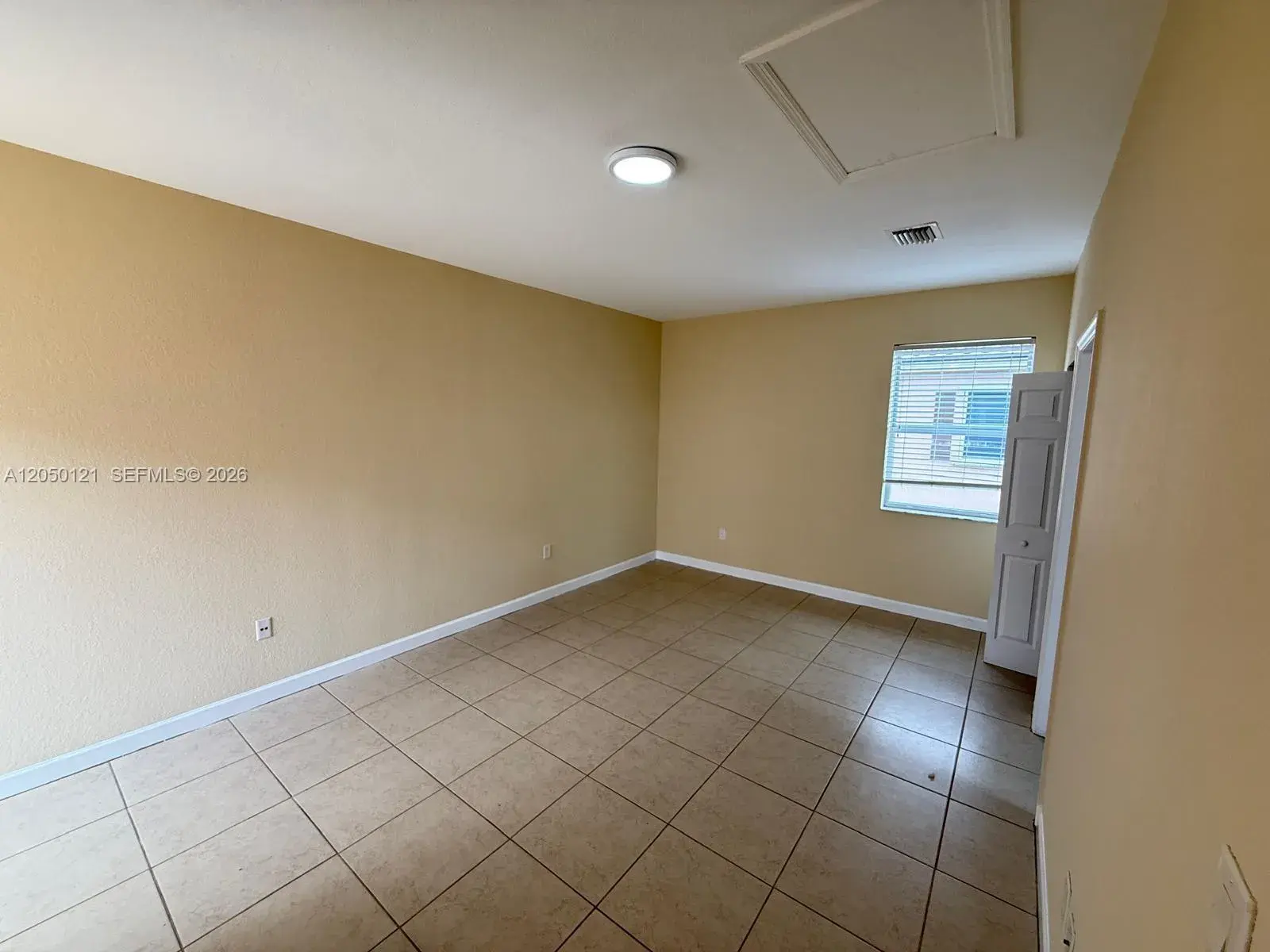 17021 SW 96th St, Miami FL 33196
