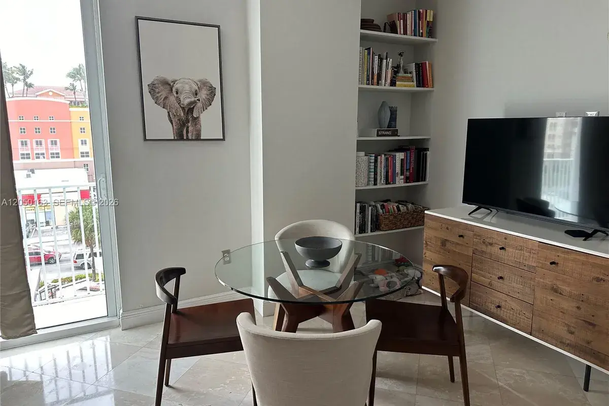 3180 SW 22nd Ter # 507, Miami FL 33145