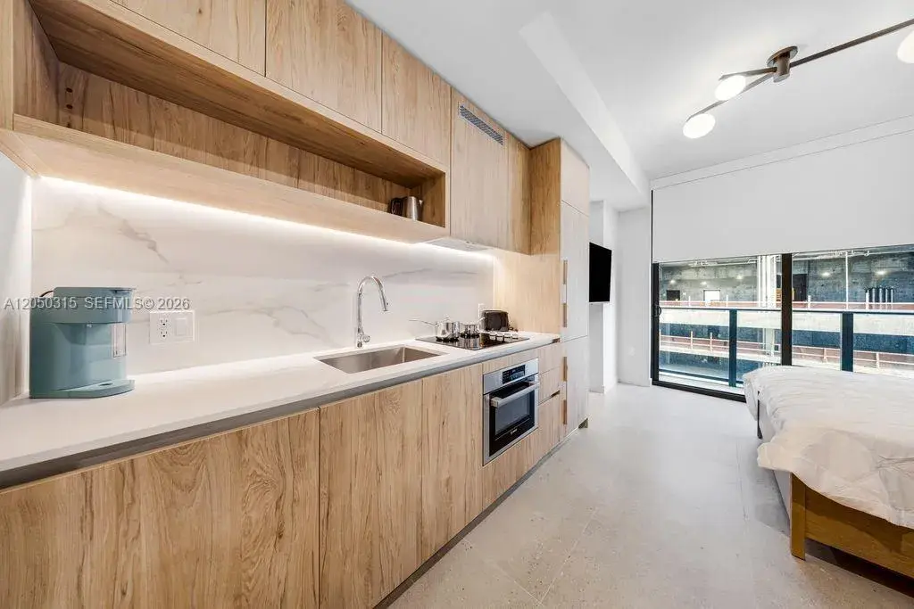 1 bath Residential for sale at 11 NE 6th St # 1106, Miami FL 33132