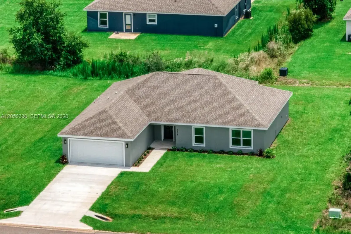 5618 Cortez Blvd., Sebring FL 33872