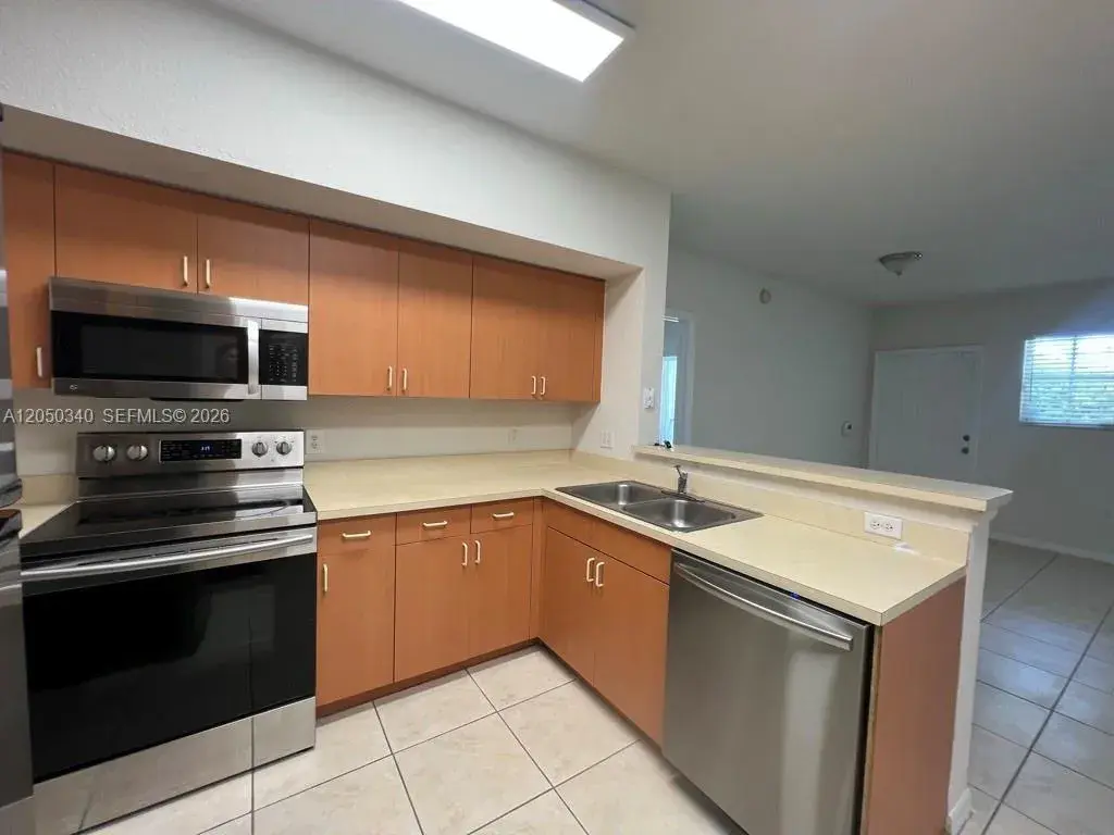 2006 Belmont Ln # 0, North Lauderdale FL 33068