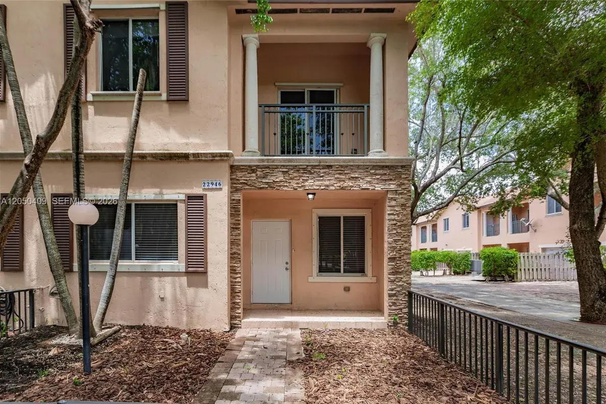 22946 SW 112th Pl, Miami FL 33170