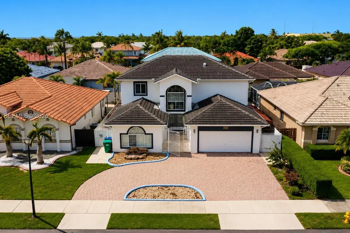 16075 SW 149th Ter, Miami FL 33196