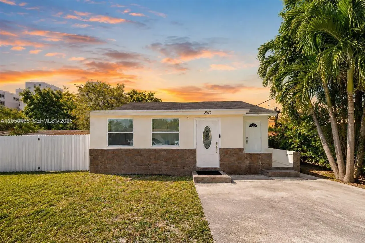 4 bedroom 2 bath Residential for sale at 810 NW 21st Ct, Miami FL 33125