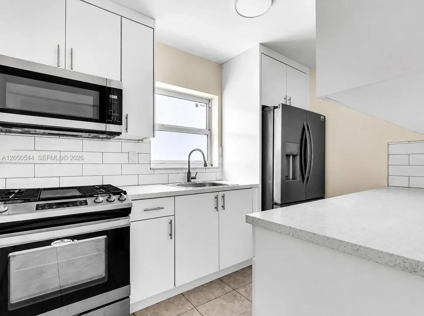 1245 W 24th St # 219, Hialeah FL 33010