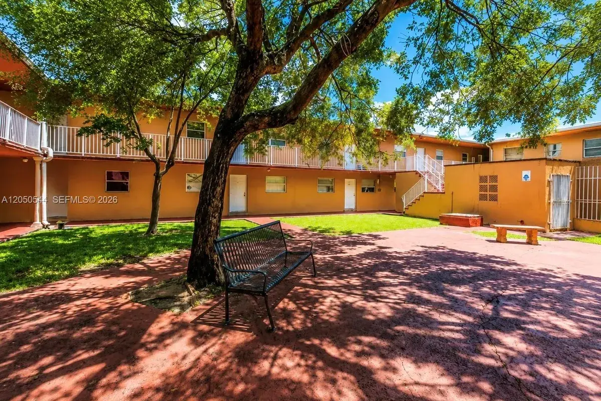1245 W 24th St # 219, Hialeah FL 33010