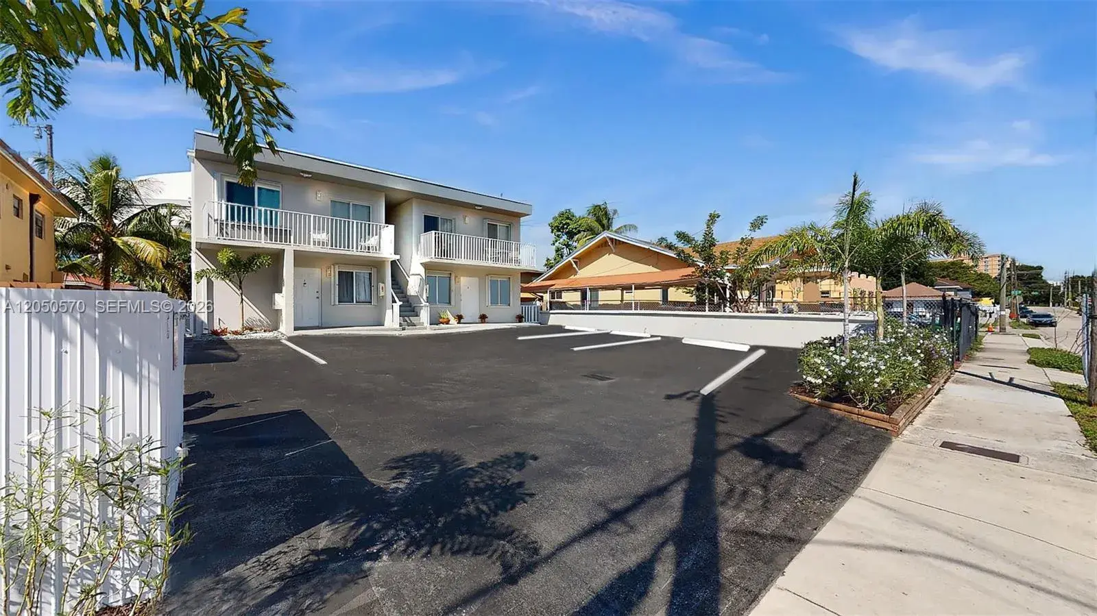 426 NW 13th Ave # 2, Miami FL 33125