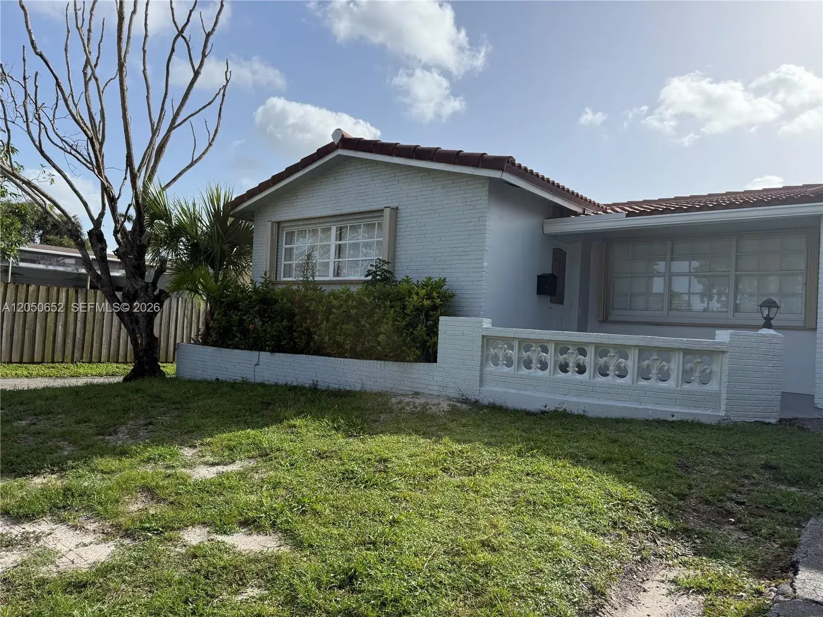 2100 N 52nd Ave, Hollywood FL 33021