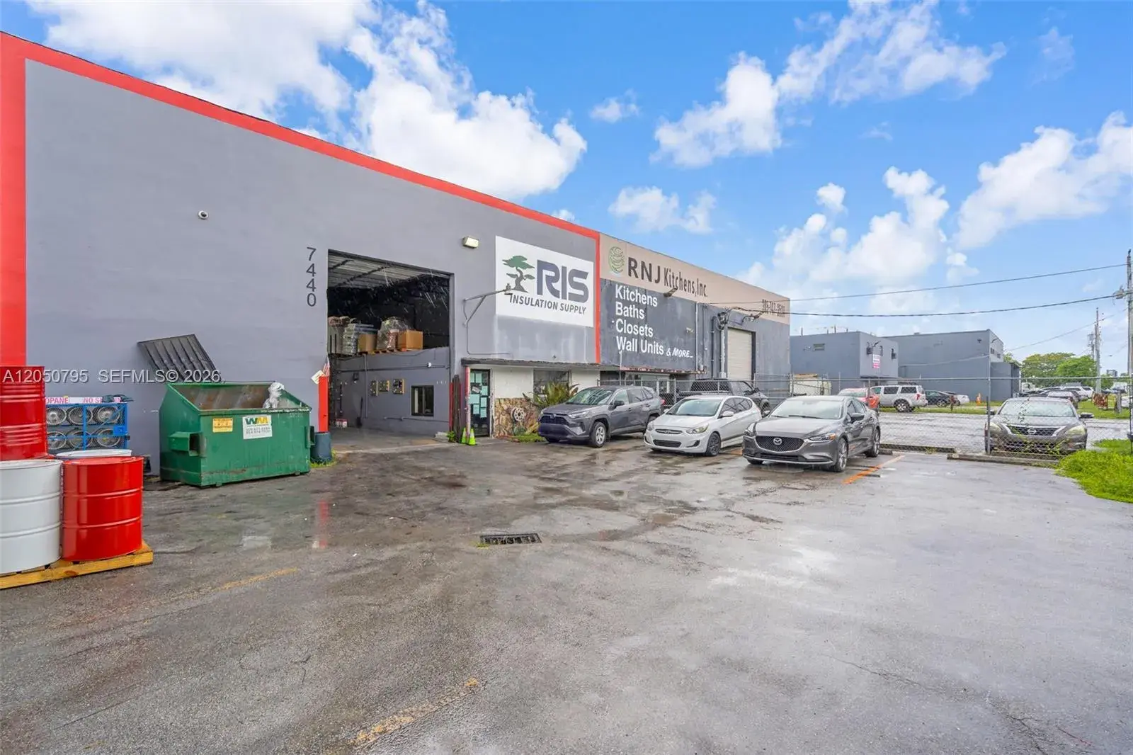 7440 NW 66th St, Miami FL 33166