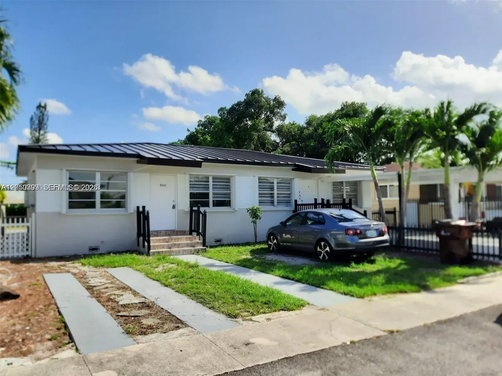 2 bedroom 1 bath for rent at 464 E 13 ST # 464, Hialeah FL 33010