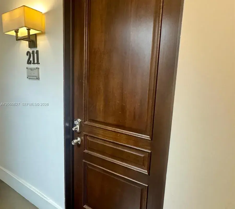 1410 20th St # 211, Miami Beach FL 33139