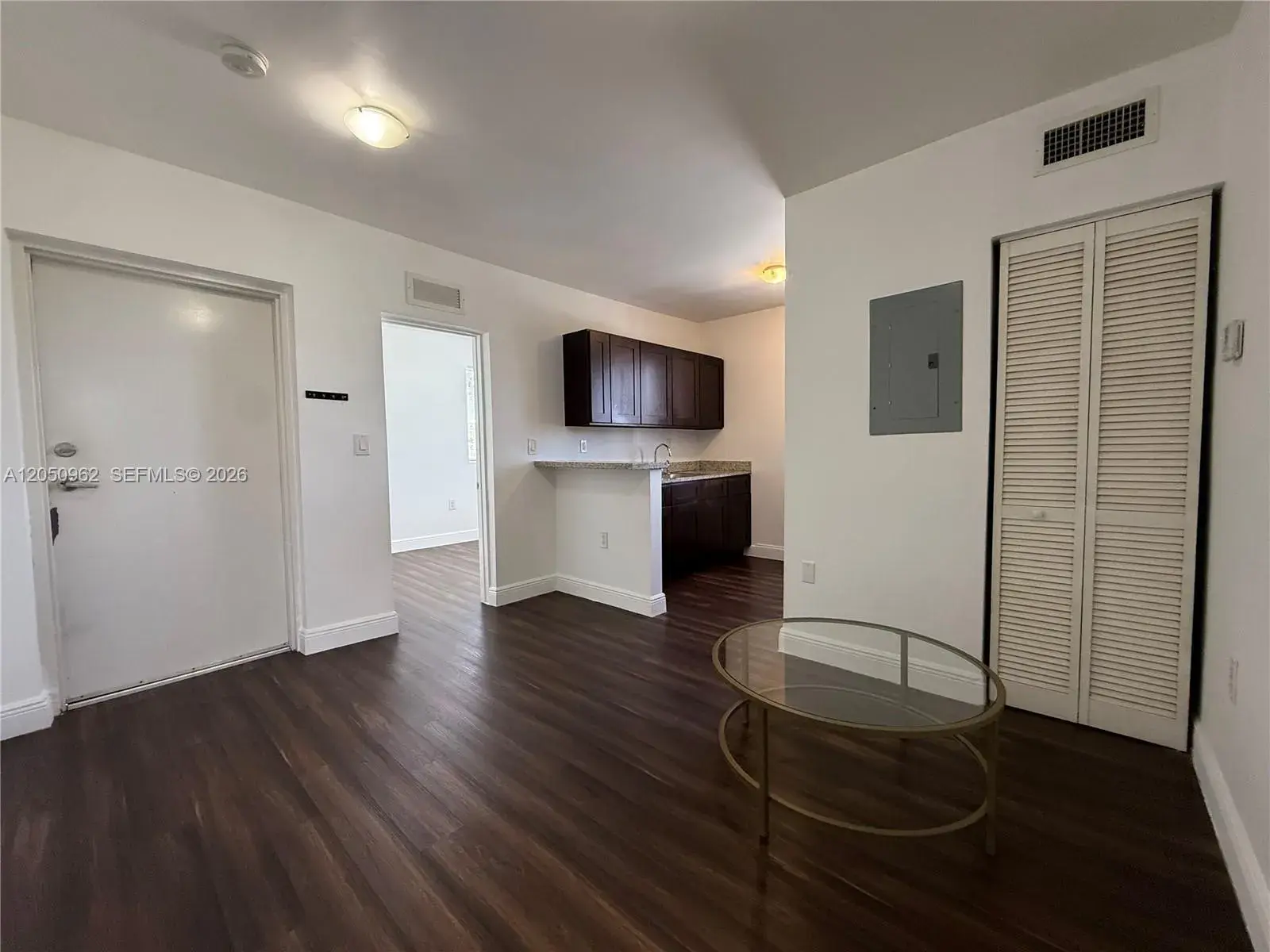 540 NW 7th St # 19, Miami FL 33136