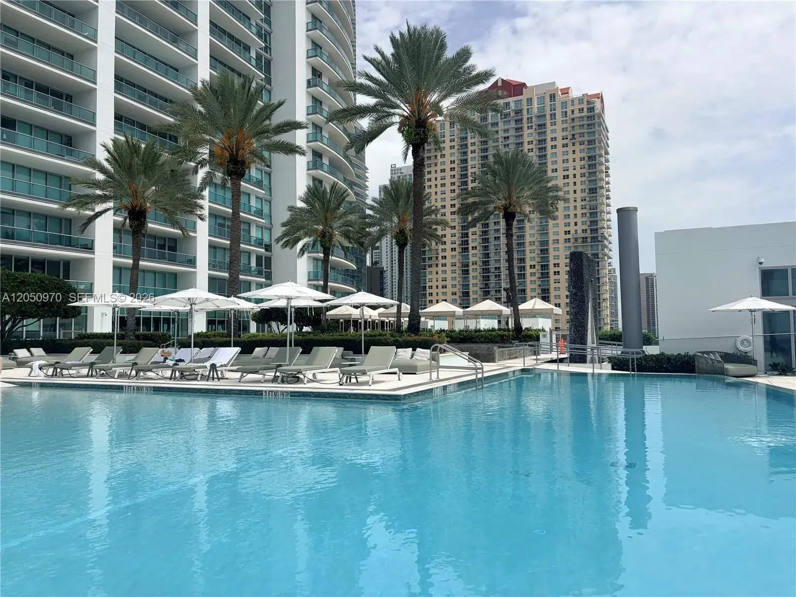 2 bedroom 2 bath Residential Lease for rent at 1331 Brickell Bay Dr # 201, Miami FL 33131