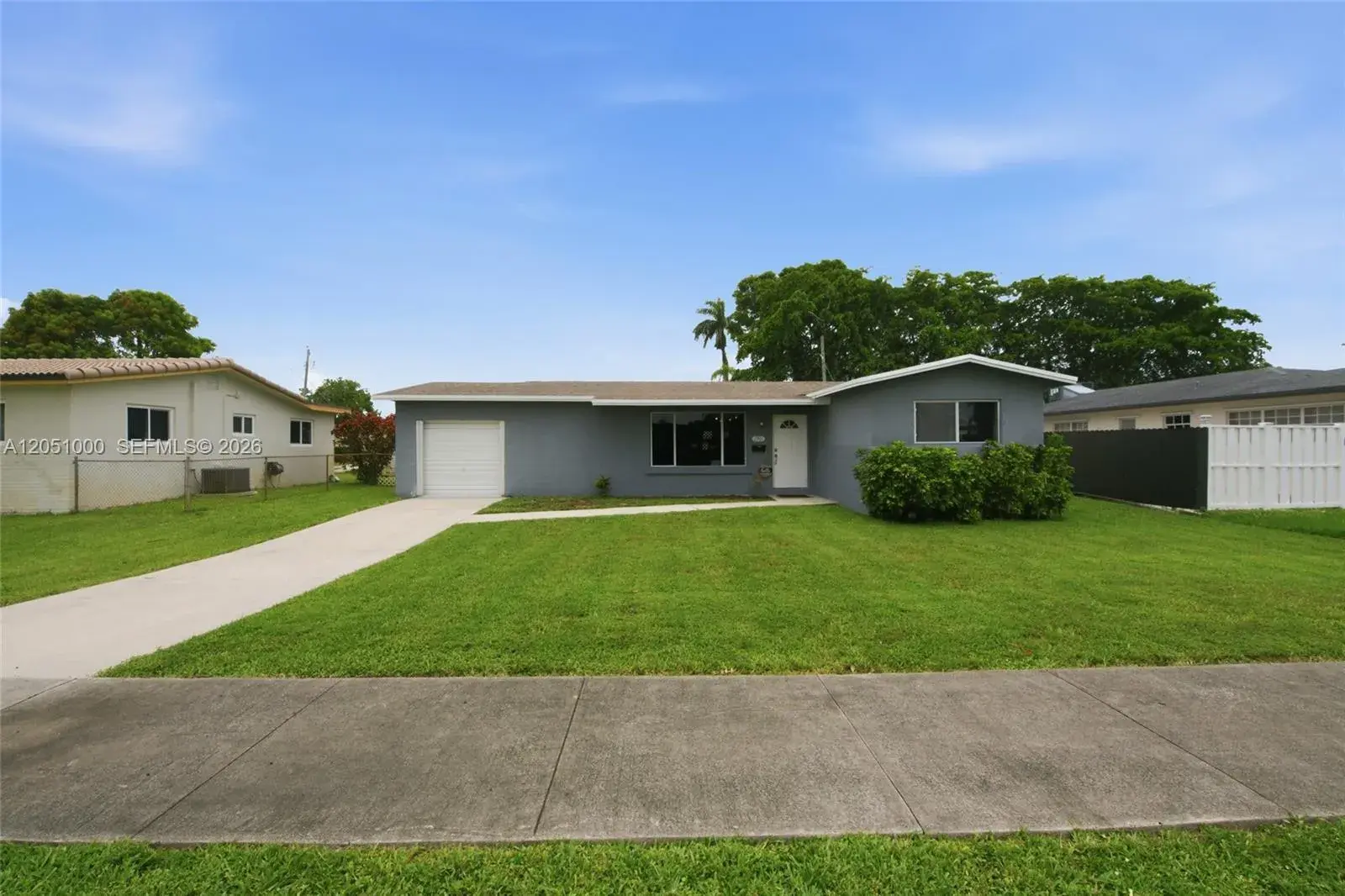 3 bedroom 2 bath Residential for sale at 2901 Cleveland St, Hollywood FL 33020