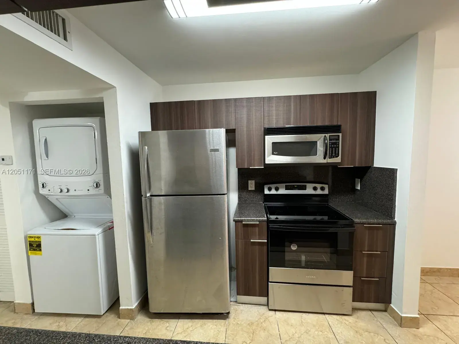 2 bedroom 1 bath for rent at 15751 SW 106 Ter # 102, Miami FL 33196
