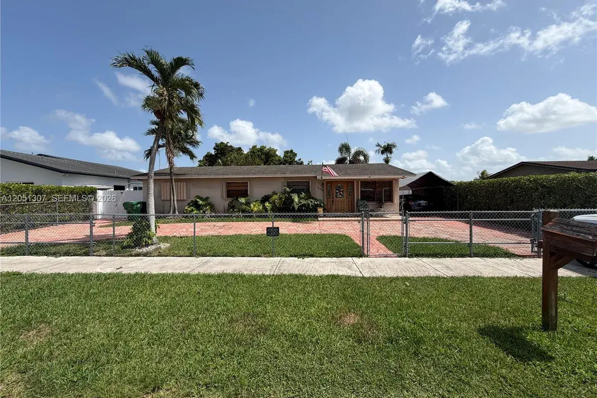 15340 SW 305th St, Homestead FL 33033