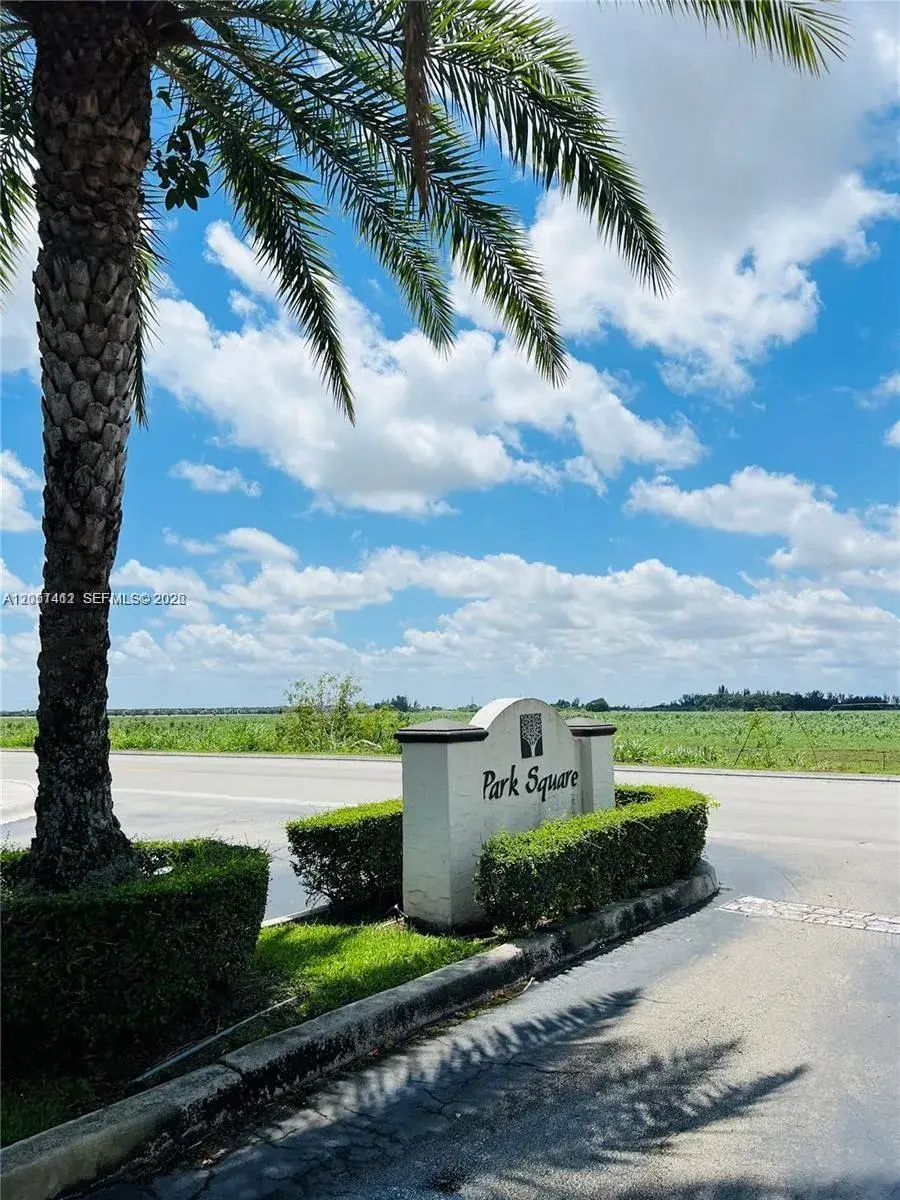 16453 SW 75th Ter, Miami FL 33193