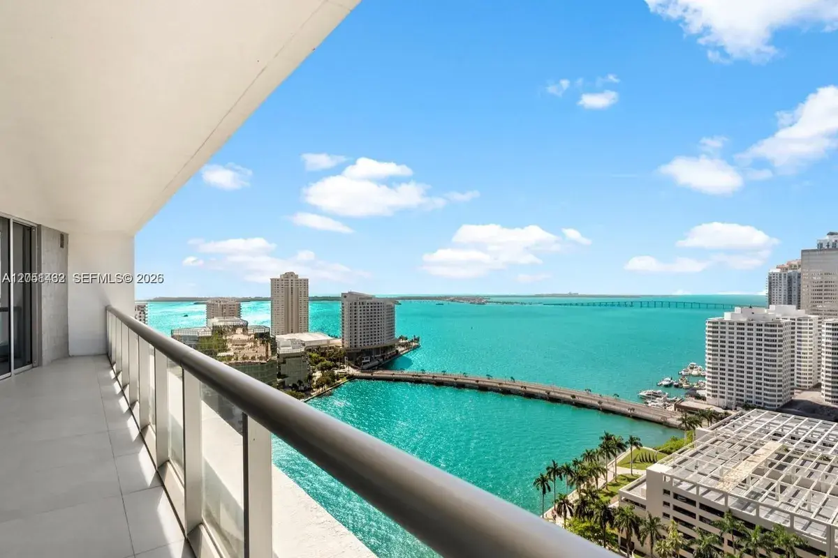 495 Brickell Ave # 2305, Miami FL 33131