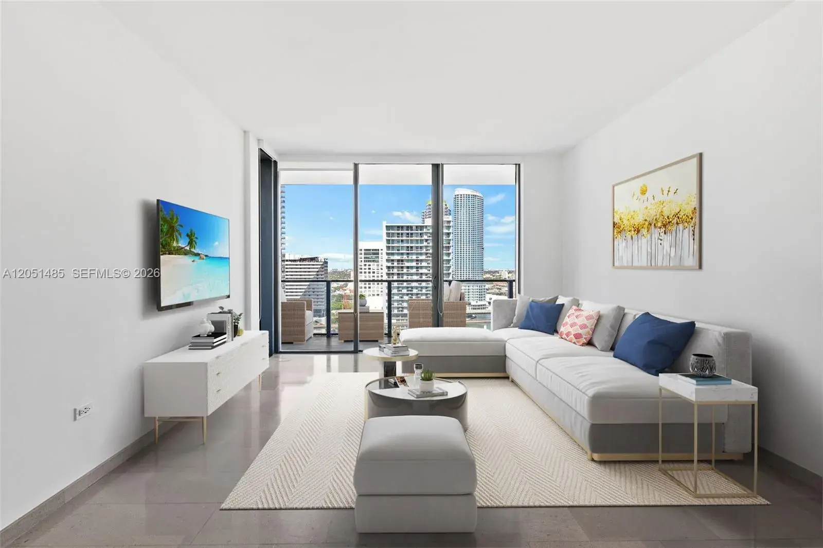 1 bedroom 1 bath Residential Lease for rent at 68 SE 6th St # 1706, Miami FL 33131