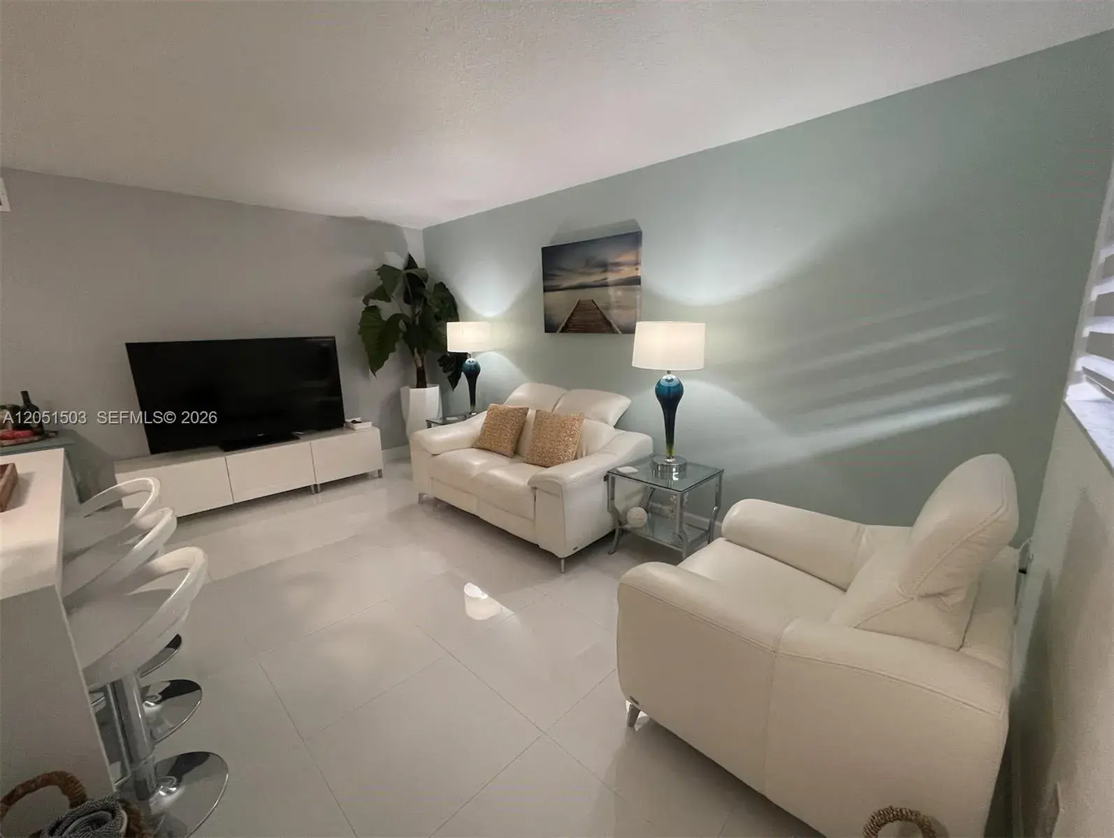 335 Collins Ave # 203, Miami Beach FL 33139