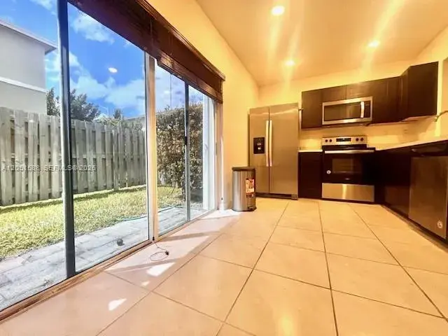 475 NE 5th Ln, Florida City FL 33034