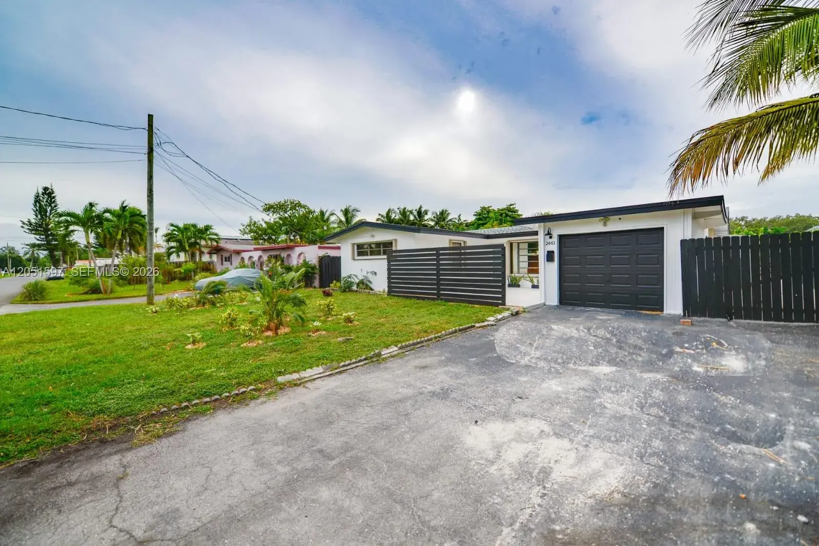 2443 Tortugas Ln, Fort Lauderdale FL 33312
