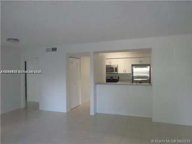 540 S Park Road # 9, Hollywood FL 33021