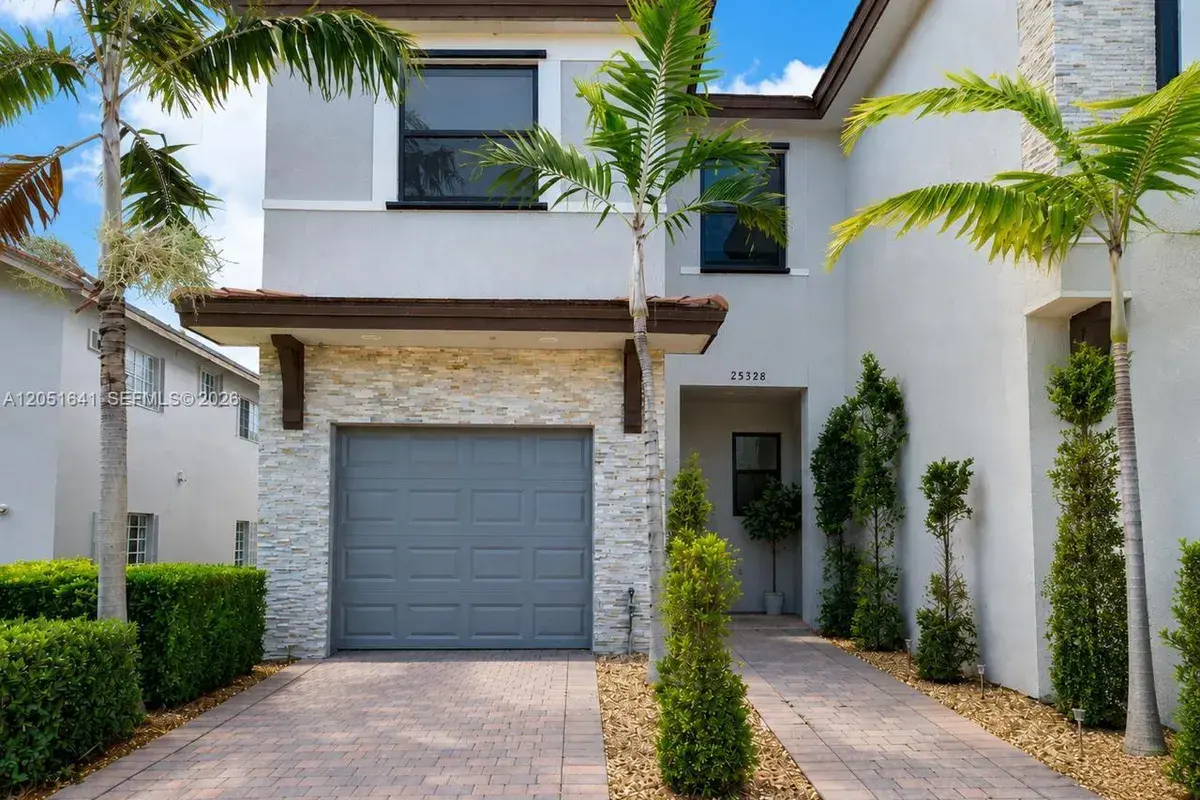 25328 SW 108th Ct, Homestead FL 33032
