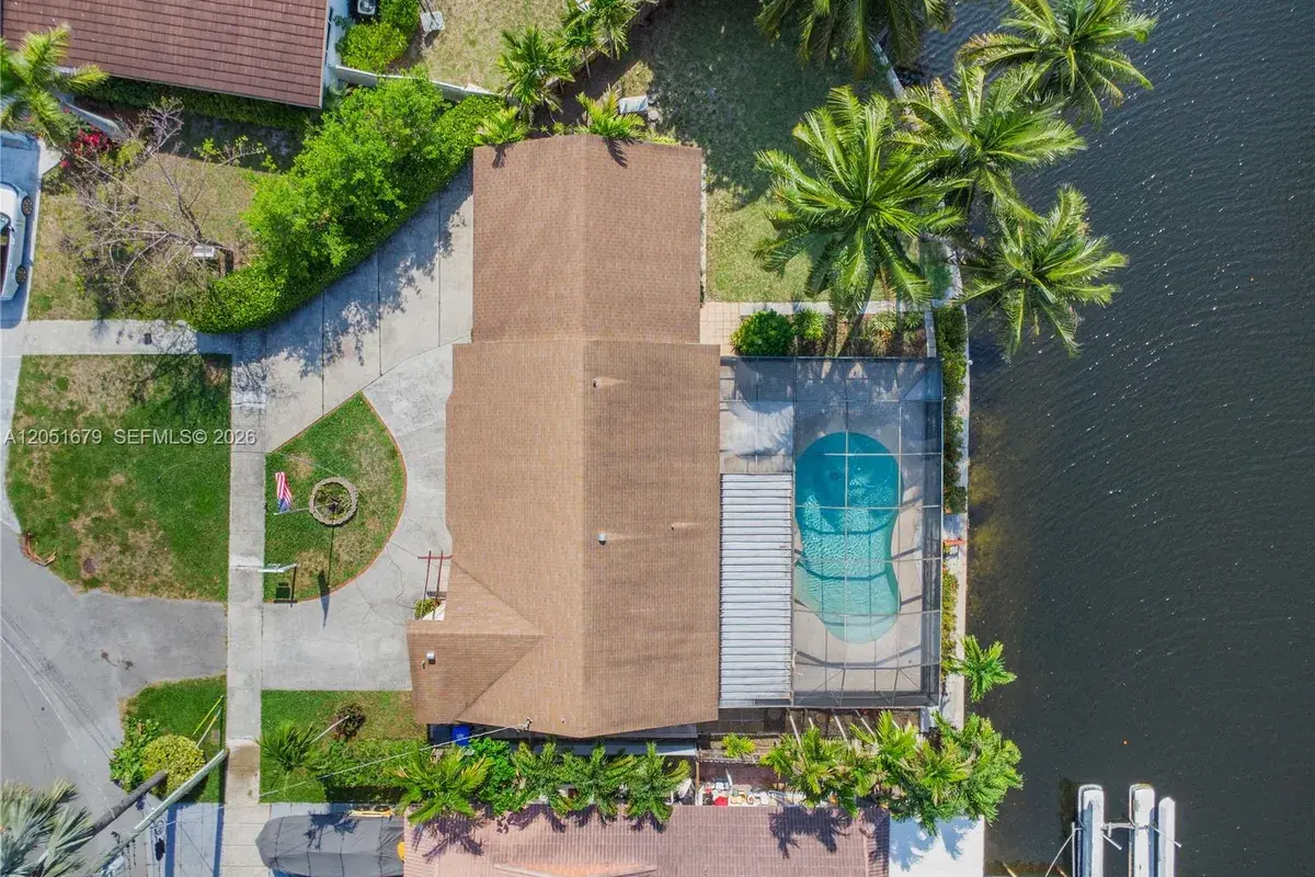 2917 Mckinley St, Hollywood FL 33020