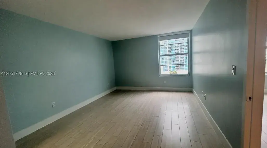 2899 Collins Ave # 724, Miami Beach FL 33140