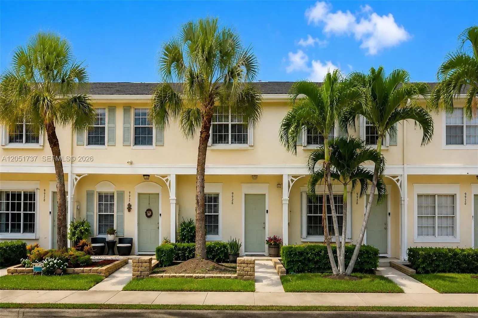 2 bedroom 2 bath Residential for sale at 9928 NW 57th Manor, Coral Springs FL 33076