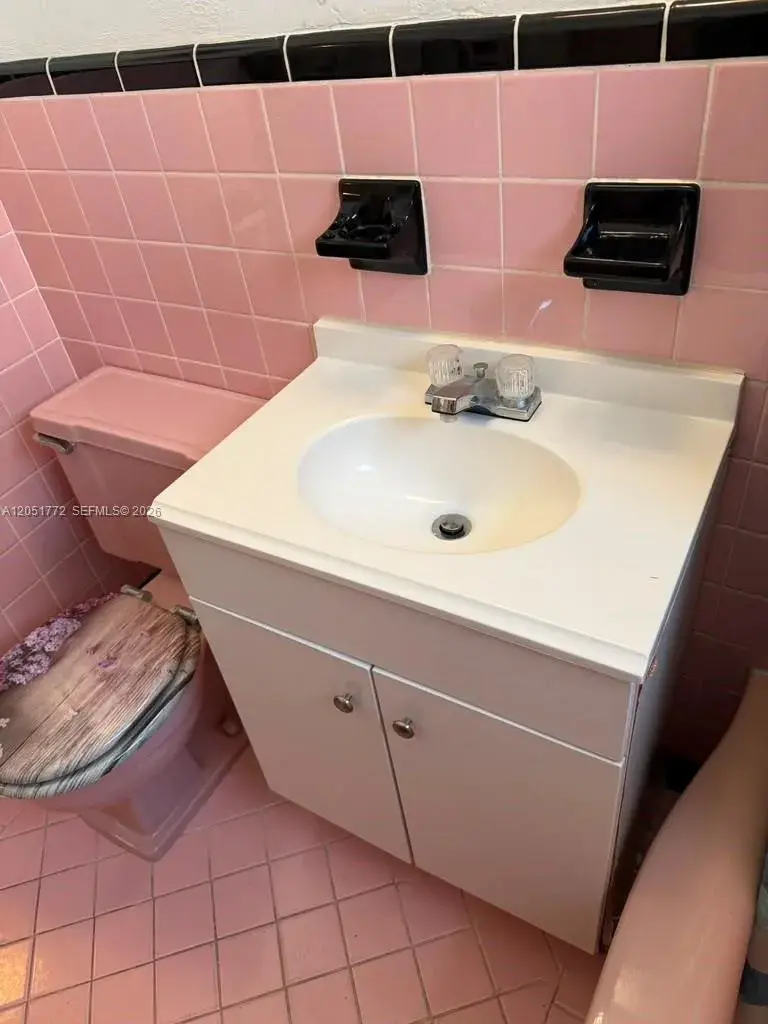 8132 Harding Ave # 9, Miami Beach FL 33141