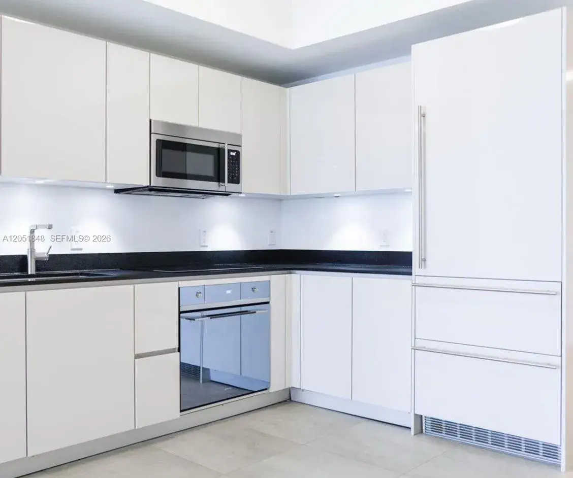1010 Brickell Ave # 3210, Miami FL 33131