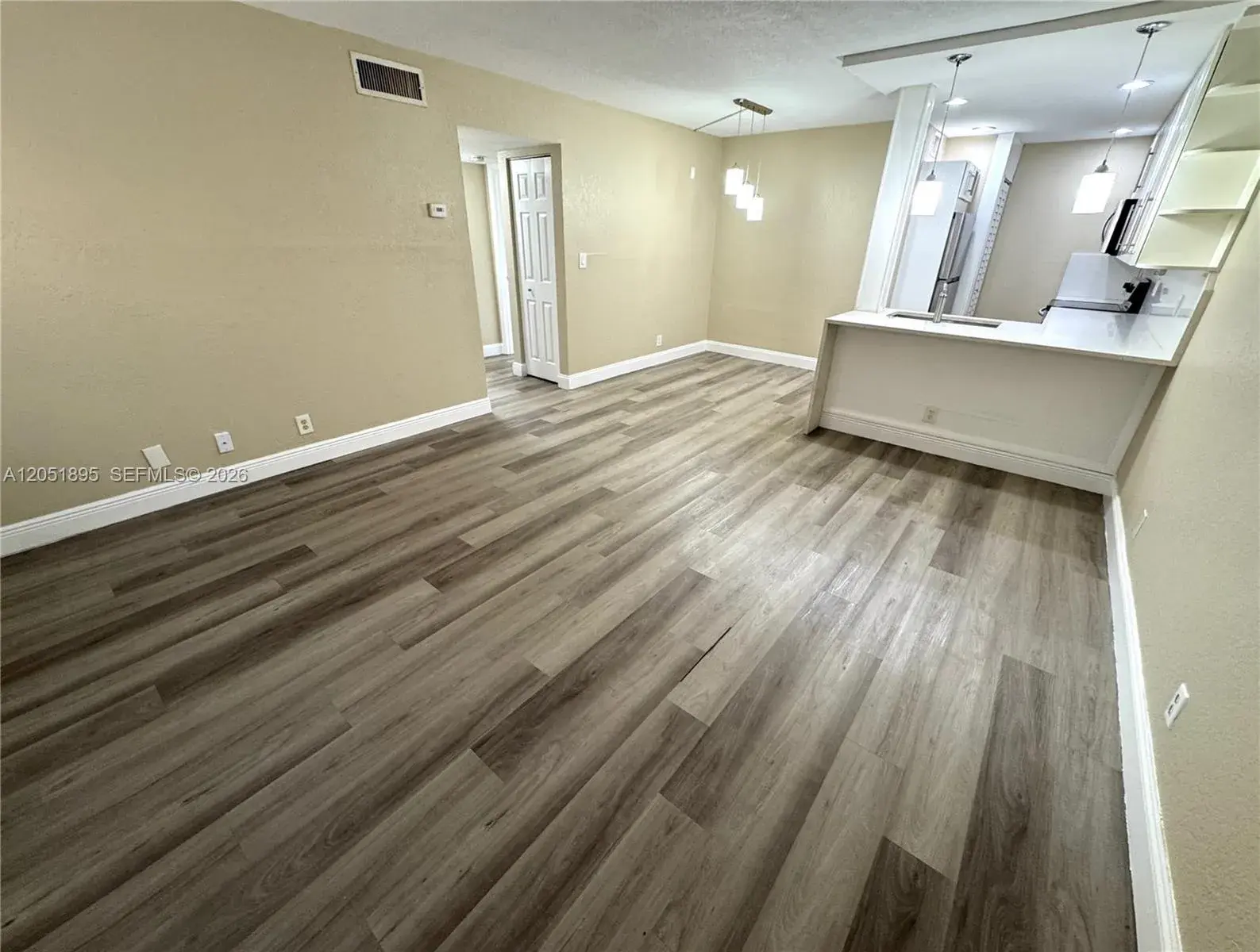 2626 Riverside Dr # 2626, Coral Springs FL 33065