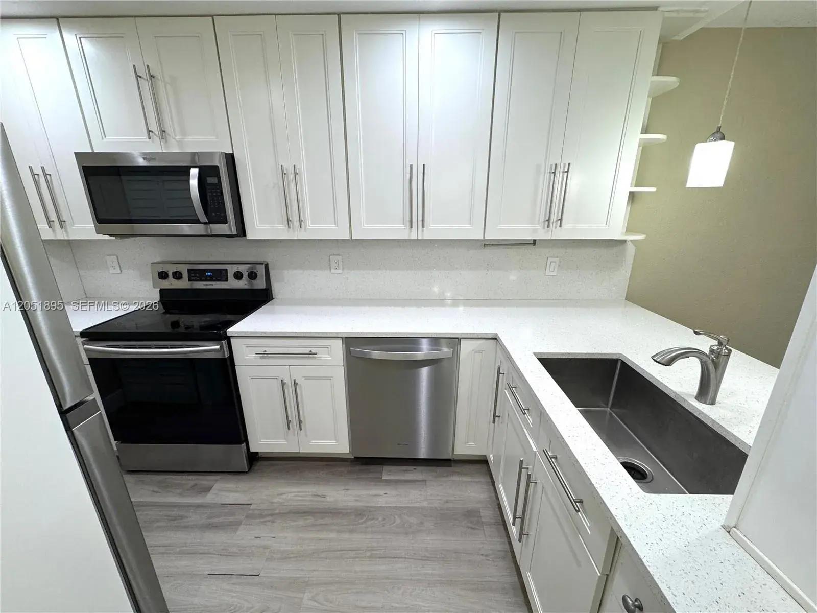 2626 Riverside Dr # 2626, Coral Springs FL 33065