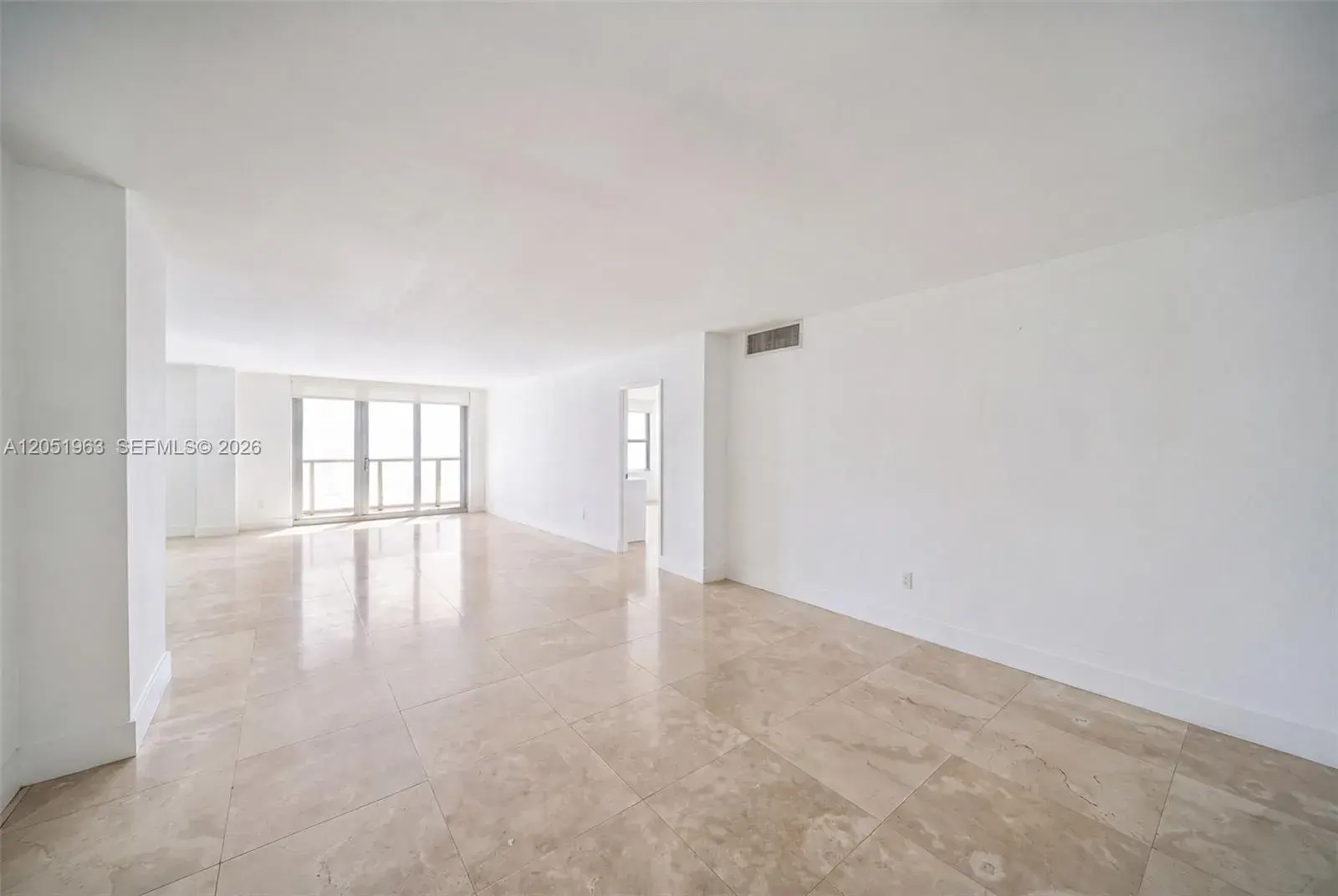 5701 Collins Ave # 1415, Miami Beach FL 33140